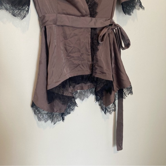 New BCBGMaxAzria 90's Budoir Lace True Wrap Top Mulberry Sexy Lingerie Coquette - Picture 7 of 9
